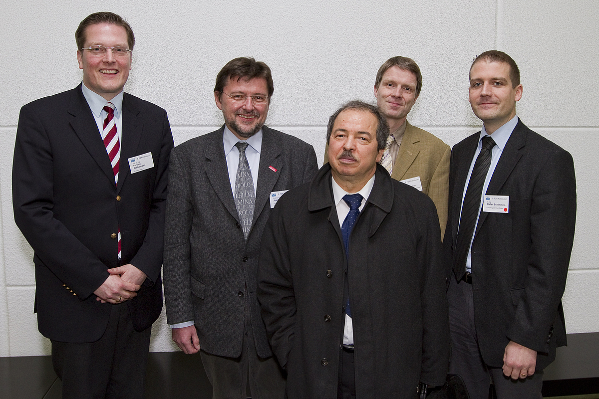 Gruppenfoto mit dem Direktorium und der Betriebsleitung des Forschungszentrums Küste.